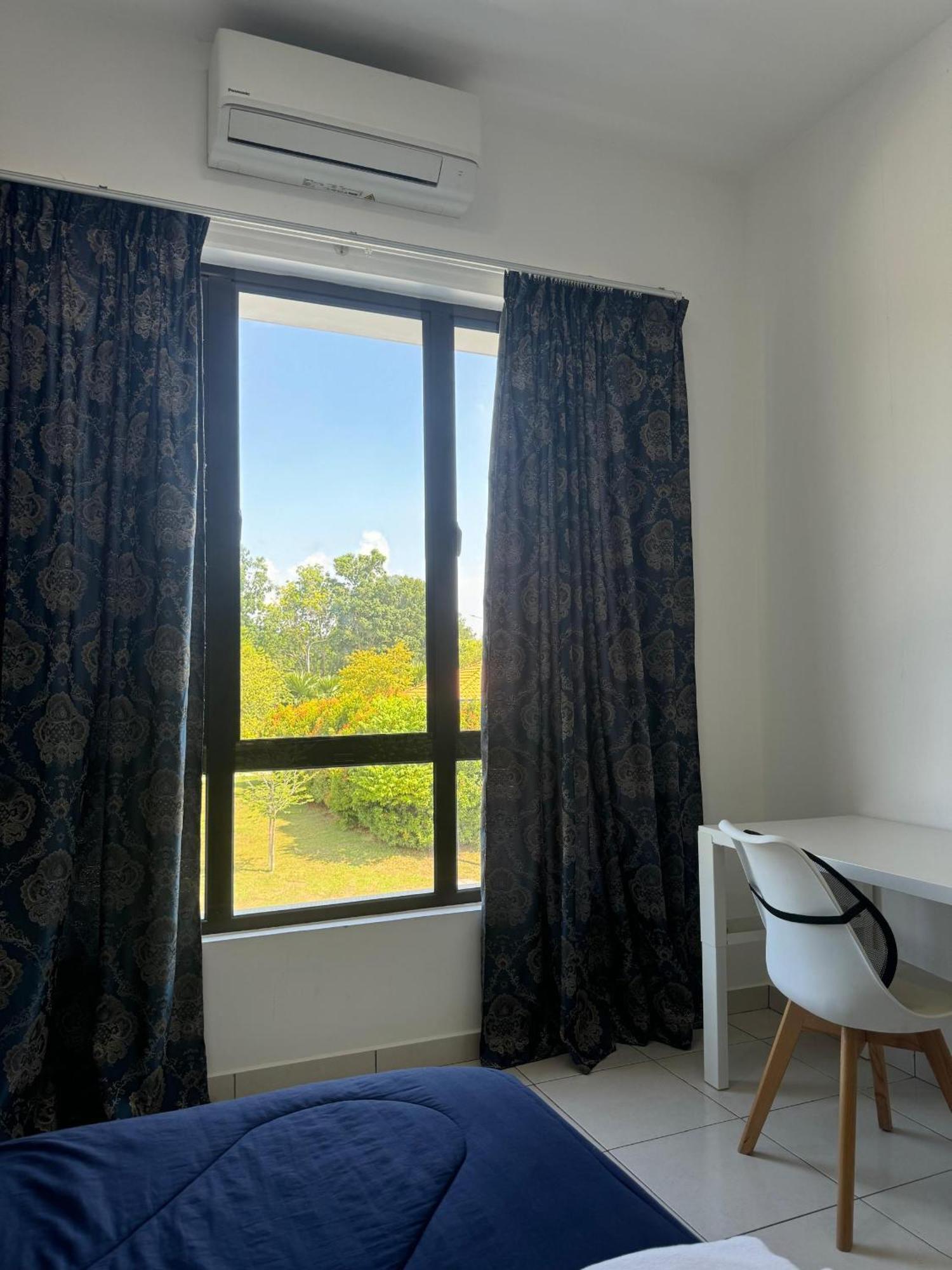 Modern 4Br Double Storey @ Setia Alam シャー・アラム エクステリア 写真